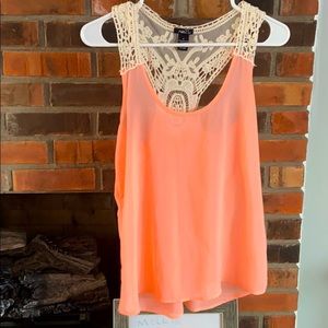 See through flowy tank